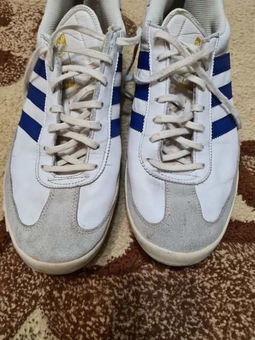 Маратонки 46номер Adidas