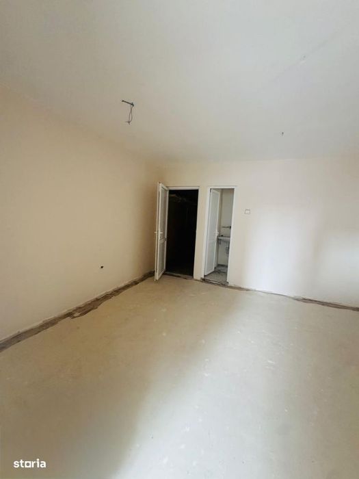 Spatiu Comercial in intersectia de la Granit