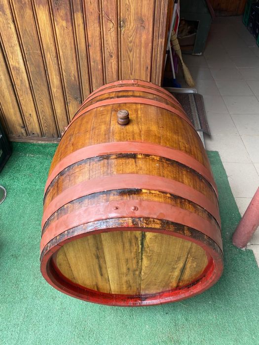 Butoi Lemn Salcam 250L