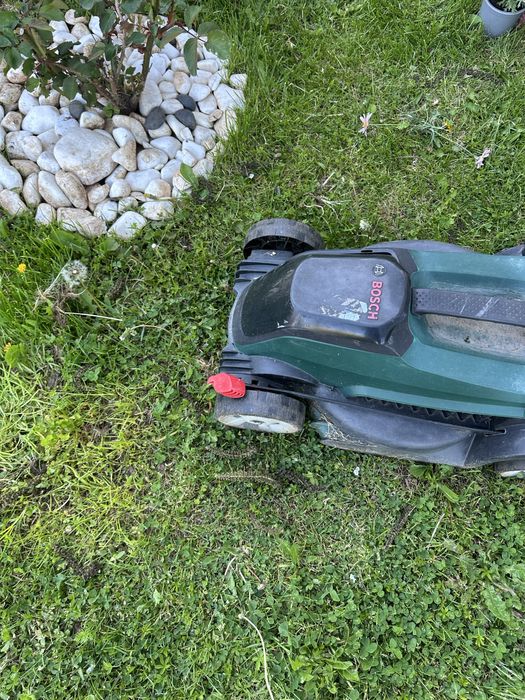 Два броя косачки бош използвани предпочитам лично предаване