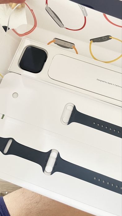 Продам apple watch 7 45mm