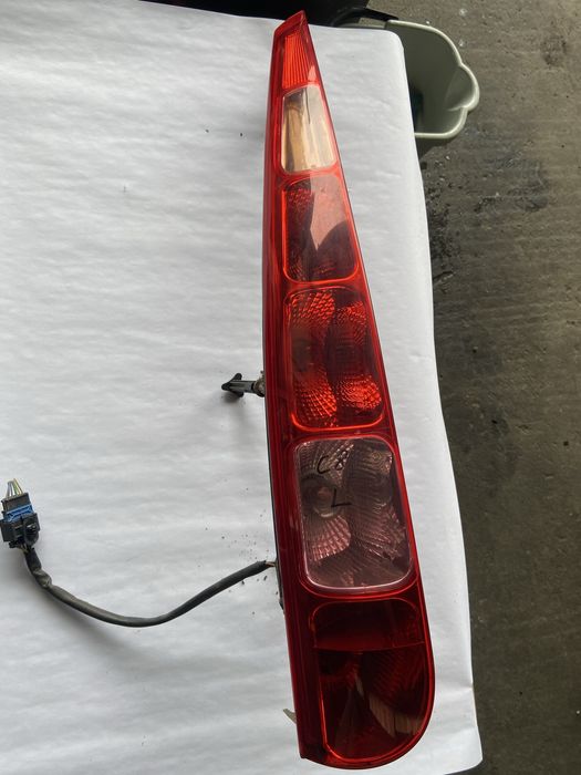 Citroen C8 ляв стоп