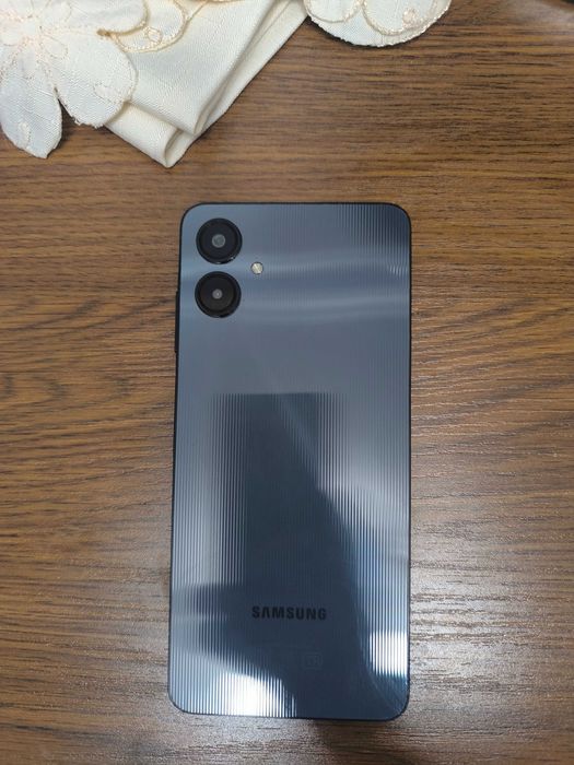 Samsung A06 идеальное состояние.