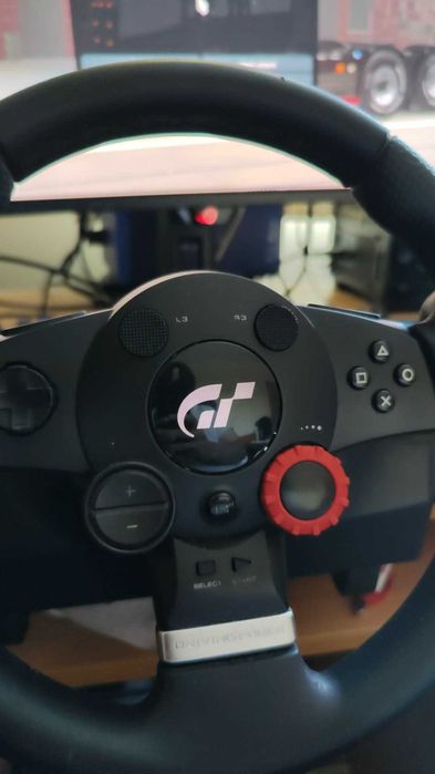 Logitech Driving Force GT + педали