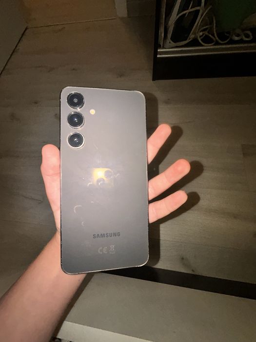 S24 fe 128gb  с кейс