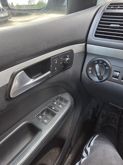 VW Touran 2.0 TDI BMN (НА ЧАСТИ)