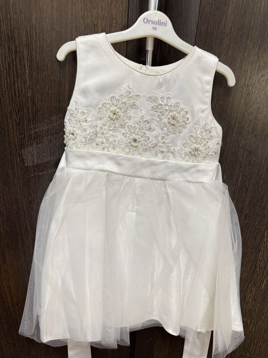 Платья нарядные на девочку