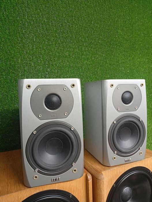 Тонколони ELAC BS-52