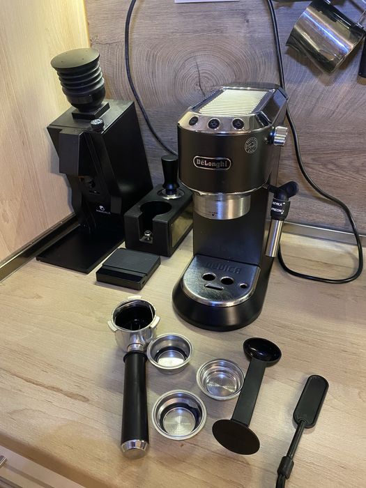 Delonghi Dedica EC 685.BK – Отлично състояние