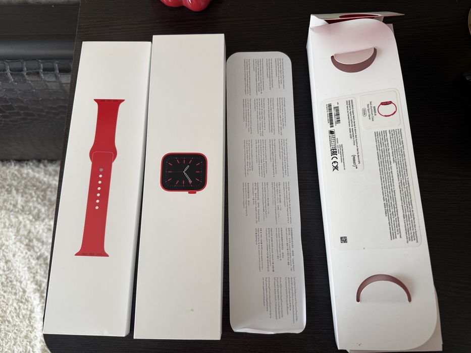 Apple Watch Series 6 Красные (Product Red)