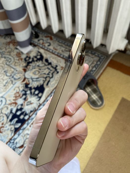 Продам айфон 14 про макс