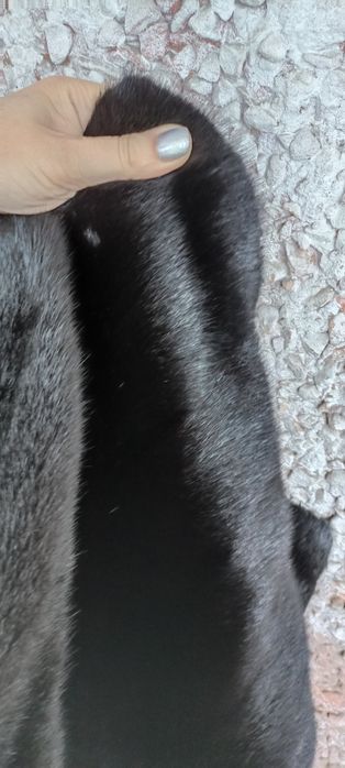 Продам шубу норковую