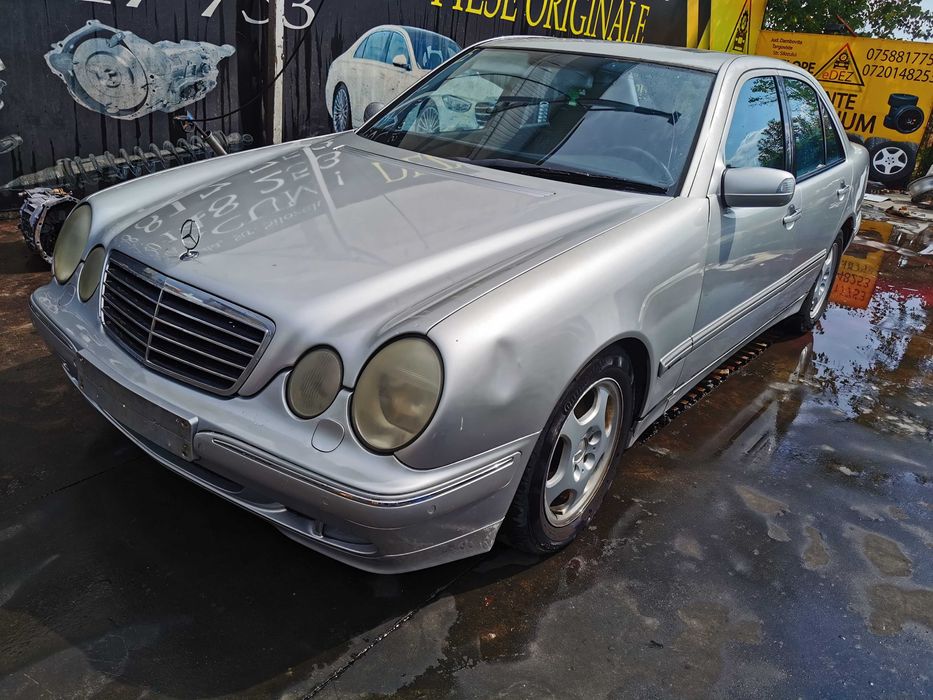 Dezmembrez mercedes e class w210 e320d/bara fata w210/far w210/aripa/