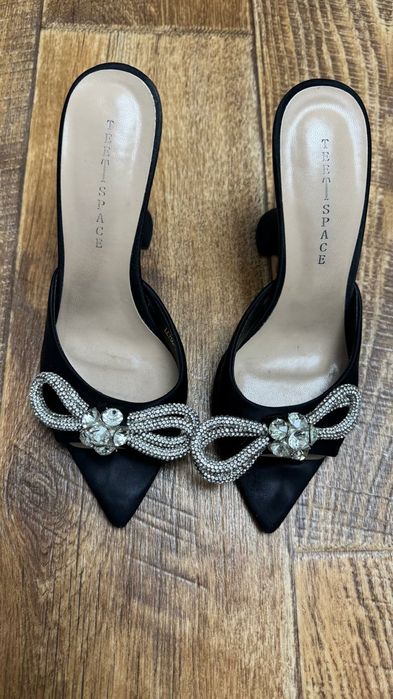 Продам туфельки 36 размер