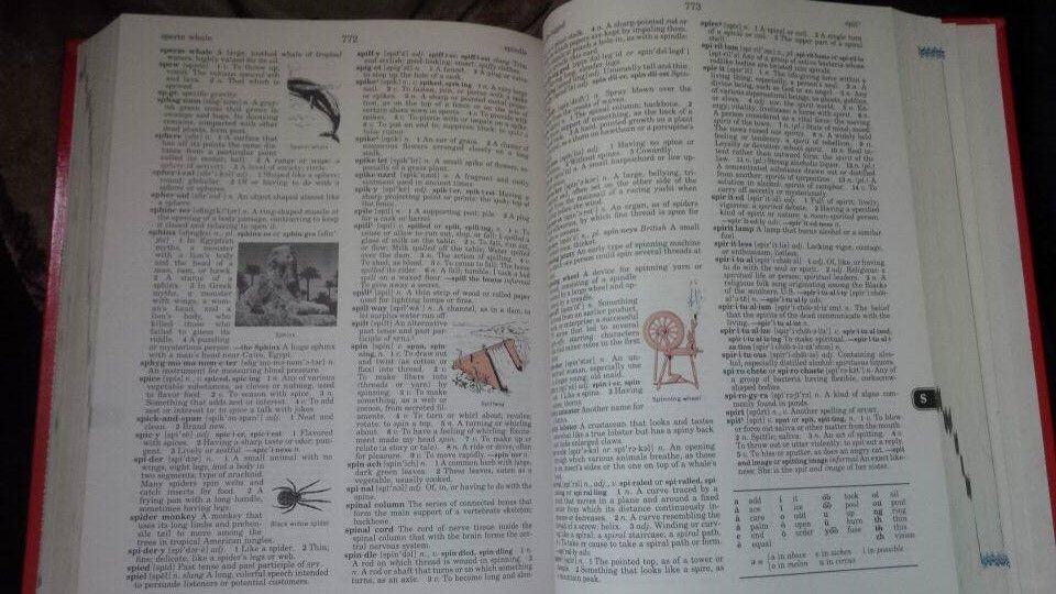 Продавам английски речник - HBJ School Dictionary Third Edition