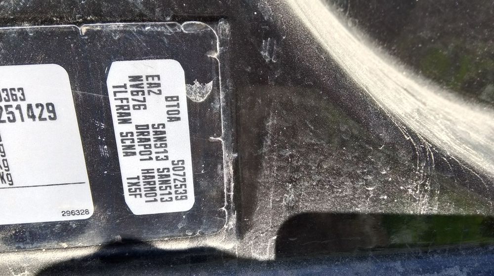 Dezmembrez Laguna 3: 2.0 benzina și 1.5 diesel