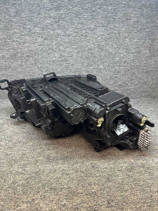 Far stanga full led matrix VOLKSWAGEN Tiguan 3