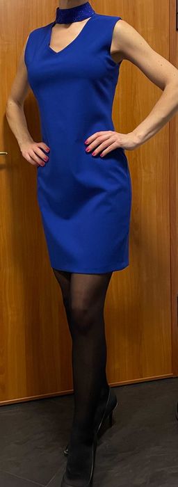 Парти рокля в кралско синьо