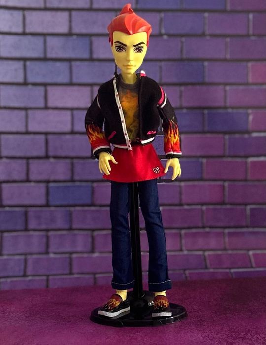 Heath Burns monster high монстър хай