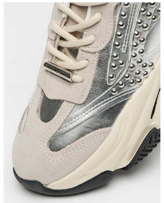 Нови маркови маратонки