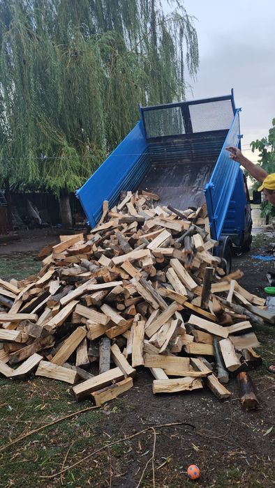 Lemne pentru foc,piatra,nisip,balast