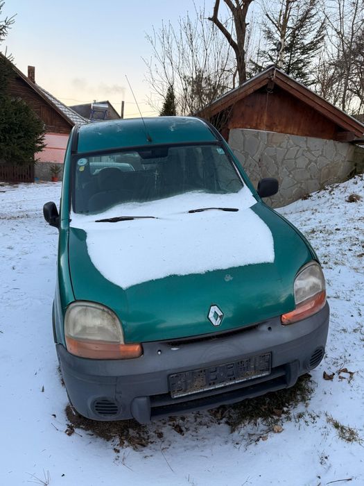Vând Renault Kangoo pentru dezmembrare / piese