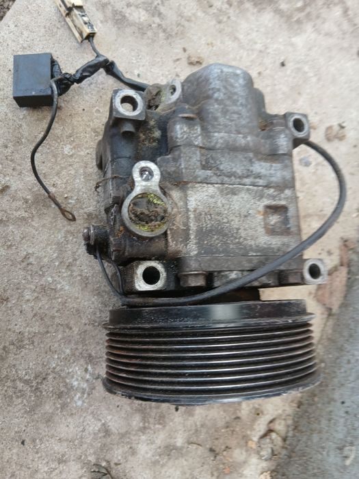 Продавам скоростна кутия