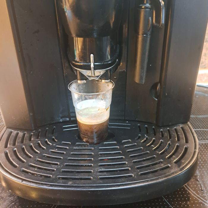 Кафемашина DeLonghi Magnifica