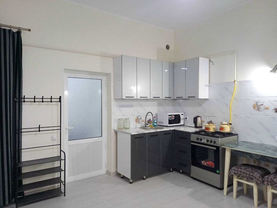 Центр, метро Хамида Алимджана - 1 комн.- студия 25 м2