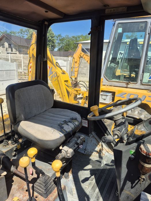 Buldoexcavator jcb 2cx