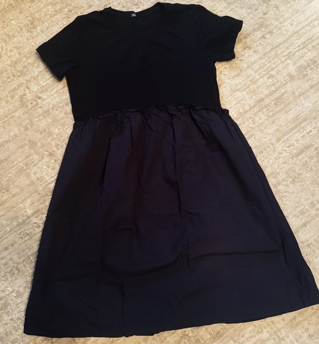 Платья женские 44-46