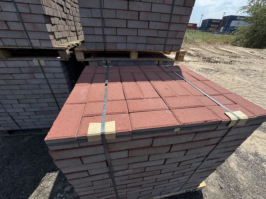 тратуарная плитка.