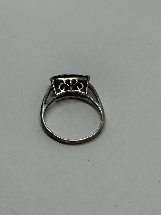 дамски сребърен пръстен 3.94гр 925