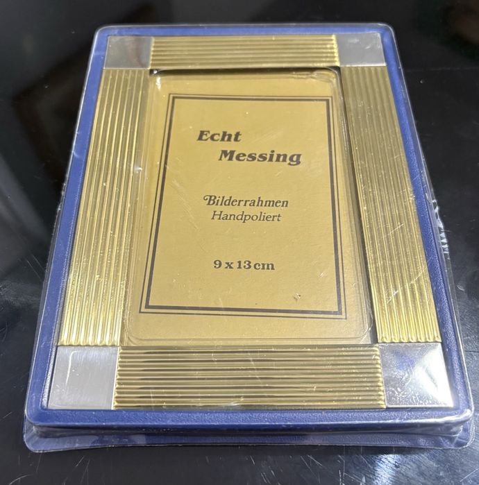 Винтидж масивна чисто нова месингова рамка за снимки