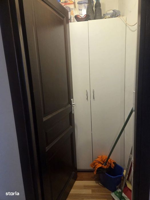 Apartament 3 camere, etaj 1/10, str. Toporasi, Sector 5, balcon, lift