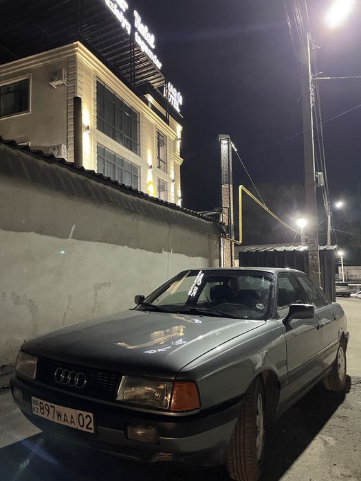Ауди 80 б3 в хорошем состояние
