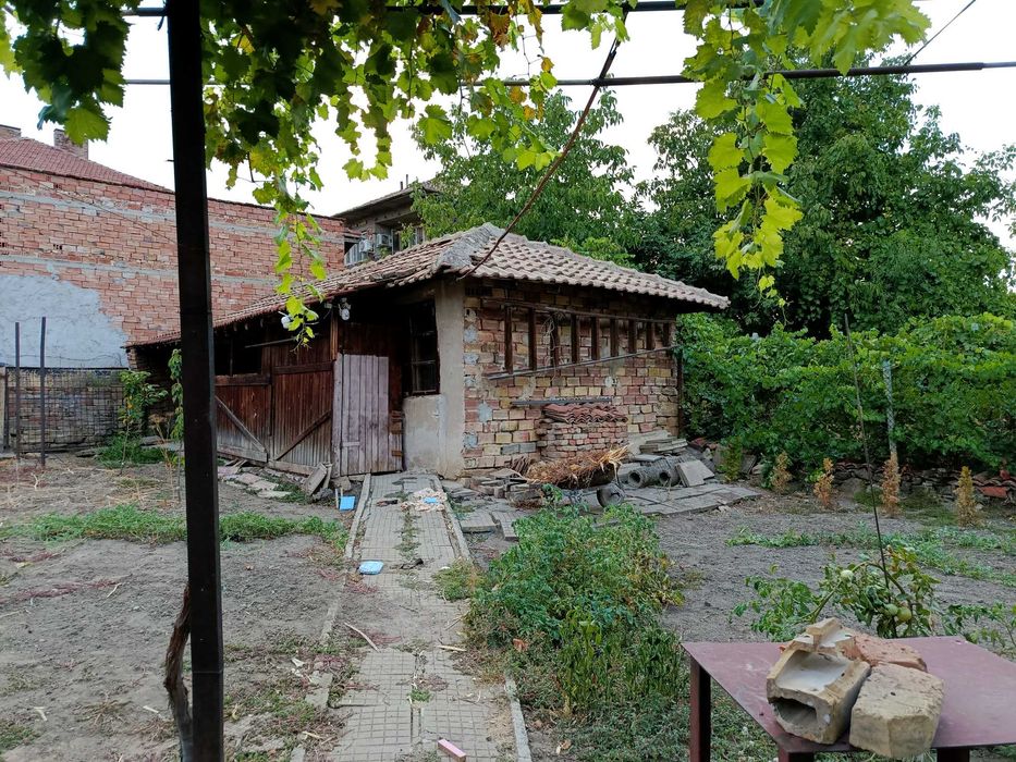 Продава се Къща в Лясковец - 300 кв.м за 595 €/кв.м - Снимка #3