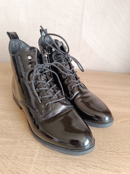 Продам ботинки демисезонные