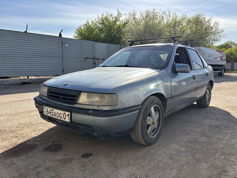 Opel Vectra GT Hatchback