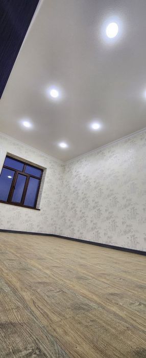 Кибрай центрида 2 каватлик, 5 хоналик уй сотилади