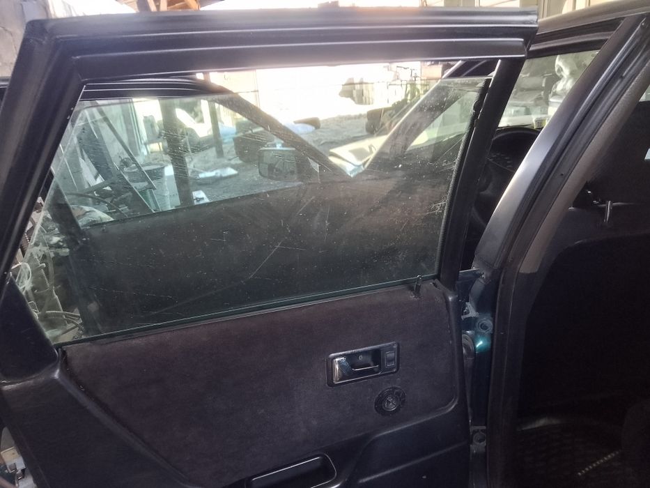 Продам Ауди 80 Б4 инжектор