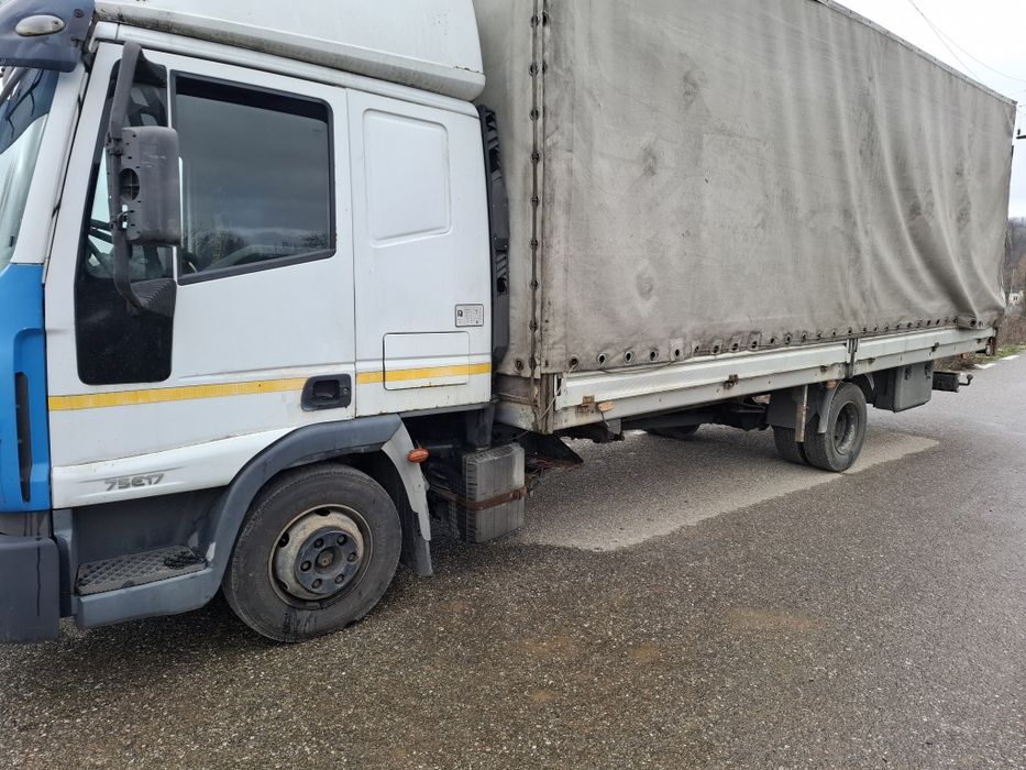 Vind iveco eurocargo 7,5 t pentru dezmembrat