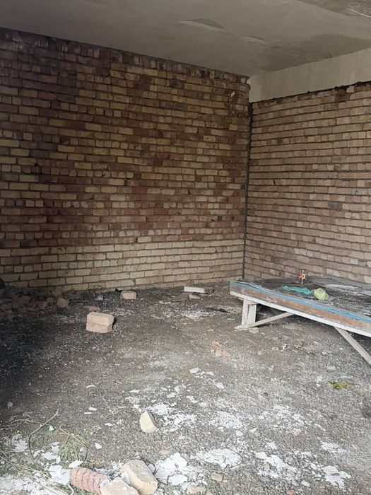 Qurulishi tugalanmagan bino sotiladi