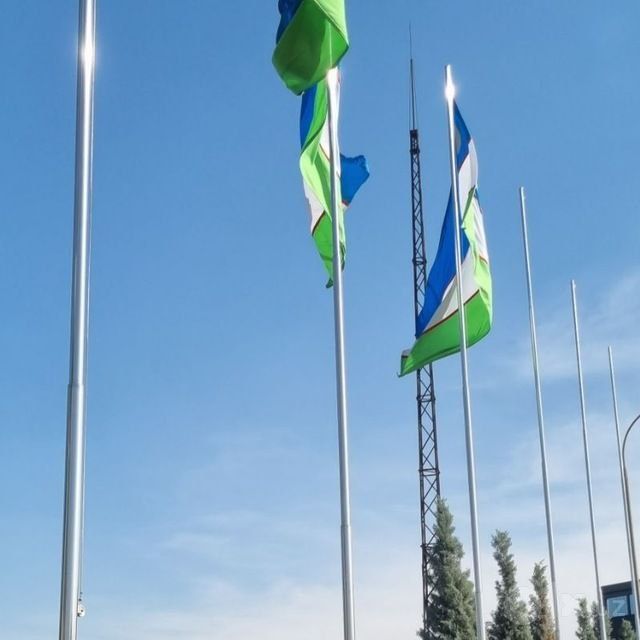 Bayroq stoyka flakshtok