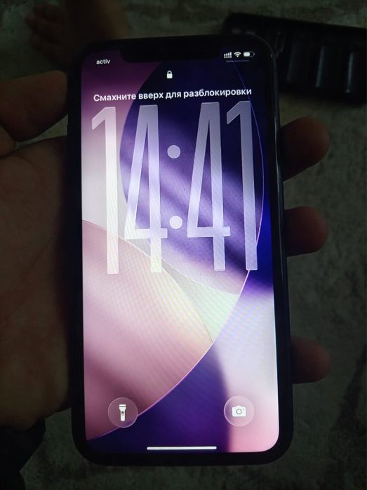 Айфон 11  ГБ:64  Акб: 81