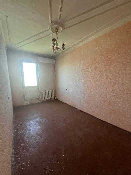 СРОЧНО! 3 комнатная без ремонта ориентир метро Пушкина, 71 школа