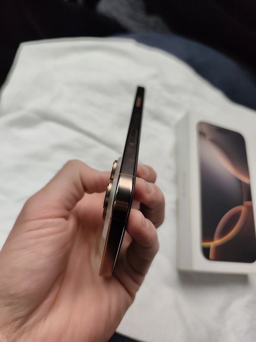 Iphone 16 pro max disert