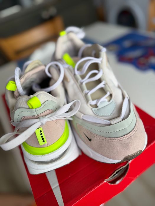 маратонки Nike FURYOSA