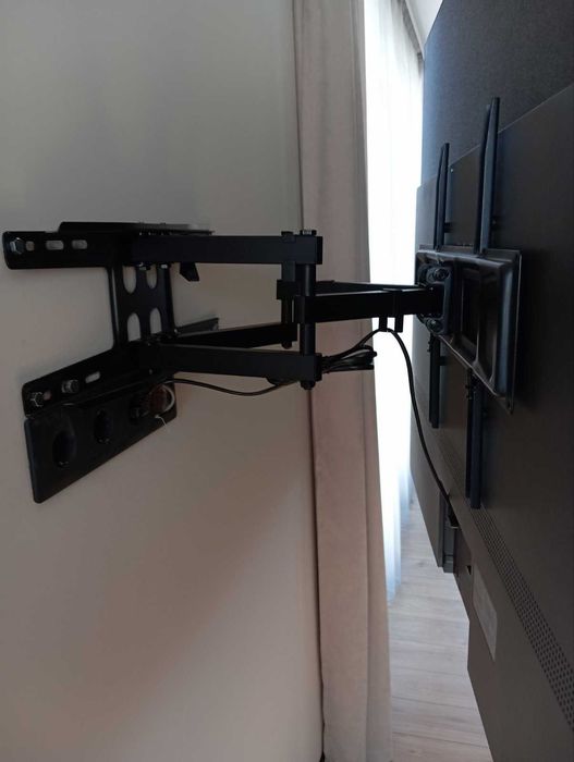 Стойка за телевизор за монтаж на стена  37" - 80"