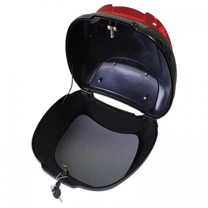 Куфар за мотор, скутер или триколка за една каска